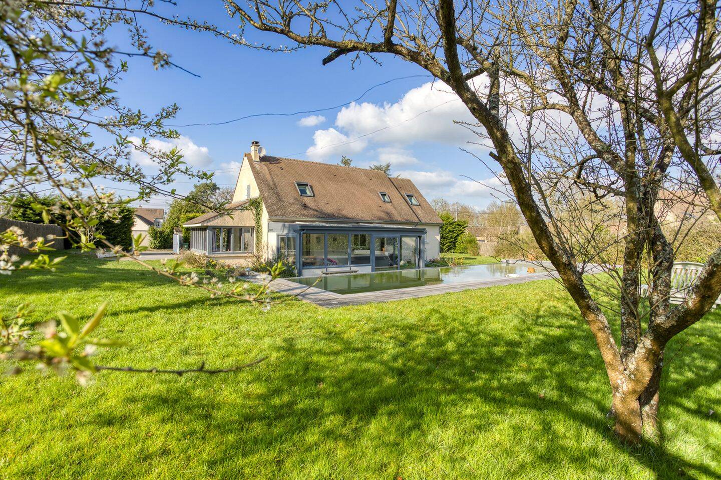Maison 5 pièces 169 m² · à Grosrouvre · 168,6 m² · 686 000 €