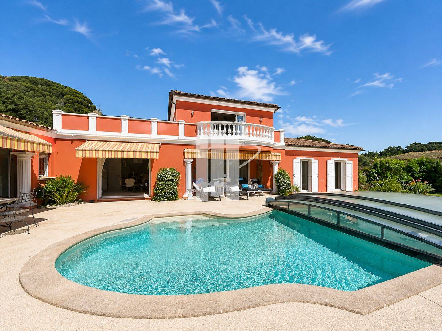 Maison 5 pièces 178 m² · à Fréjus · 178 m² · 1 099 000 €