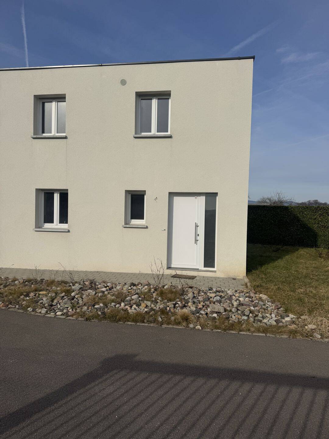 Maison 5 pièces 96 m² · à Lachapelle-sous-Rougemont · 95,5 m² · 240 645 €