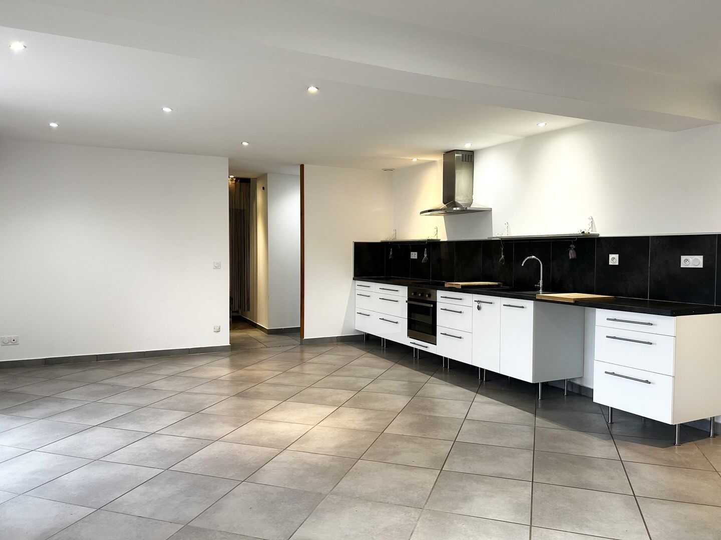 Appartement 4 pièces 100 m² · à Montbrison · 100 m² · 830 €/mois