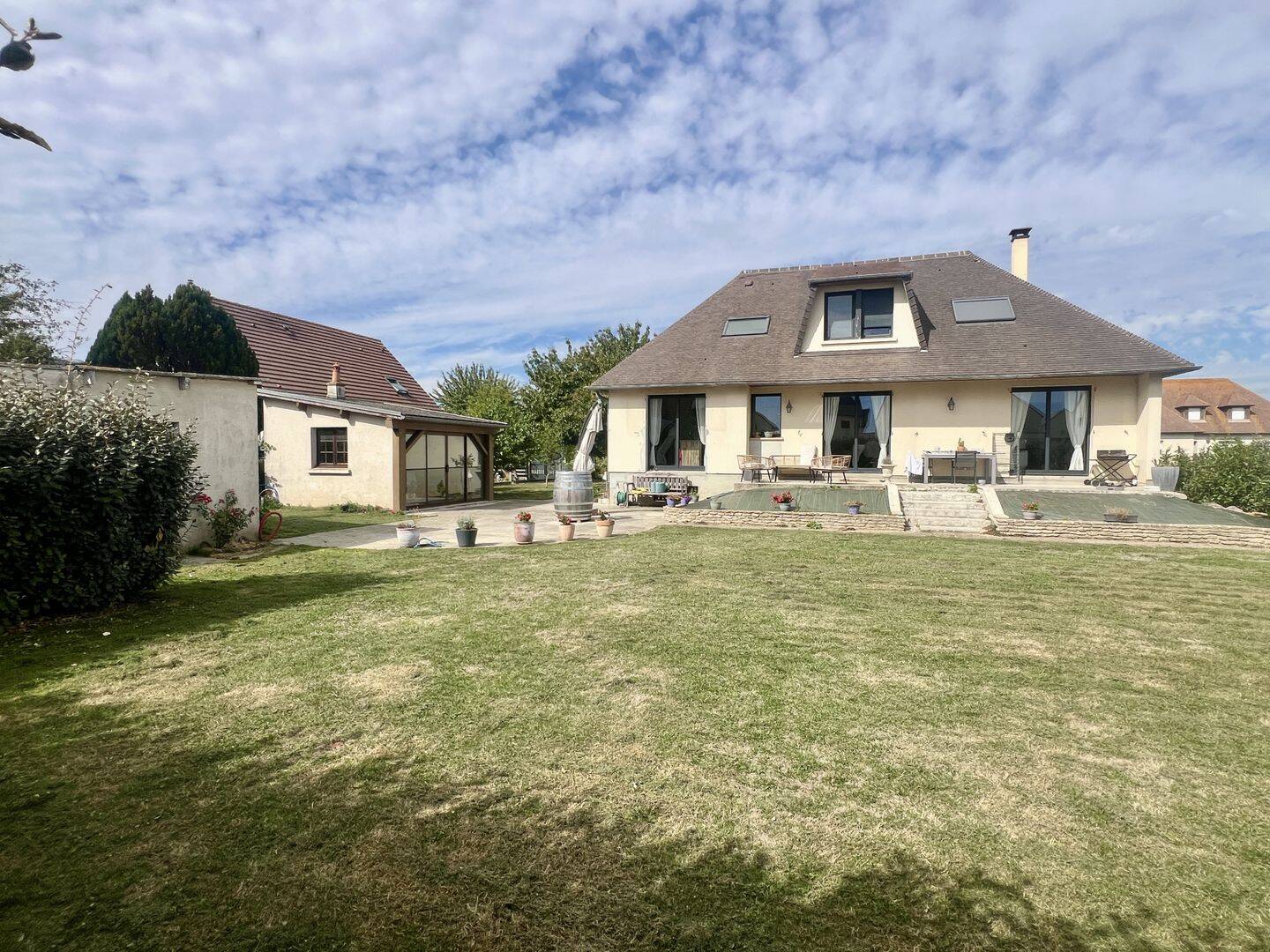 Maison 7 pièces 140 m² · à Bourguébus · 140 m² · 475 000 €