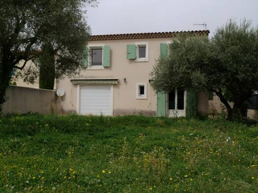 Villa à louer 1 150 € 4 pièces 3 chambres 135 m² Saint-Hilaire-d'Ozilhan 30210