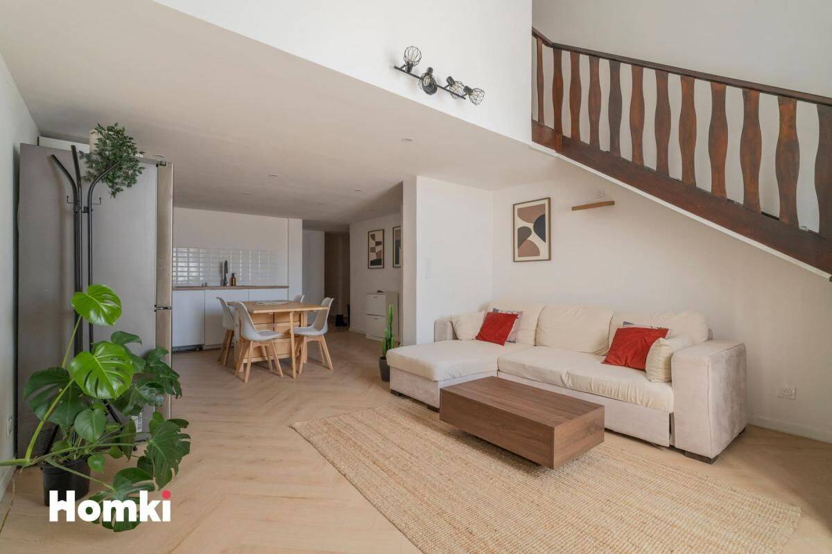 Appartement 5 pièces 105 m² · à Marseille 2ème Arrondissement · 105 m² · 276 000 €