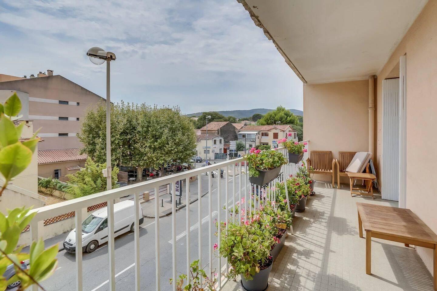 Appartement 3 pièces 71 m² · à La Ciotat · 71,1 m² · 1 122 €