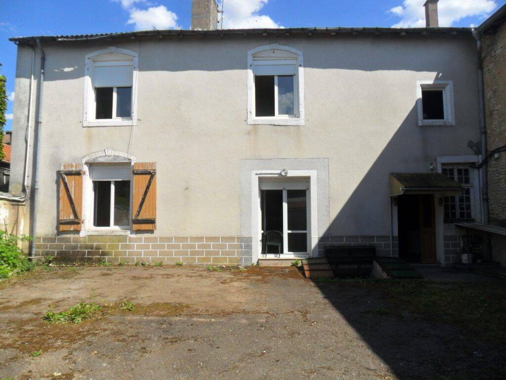 Maison 5 pièces 167 m² · à Colombey-les-Belles · 167 m² · 99 000 €