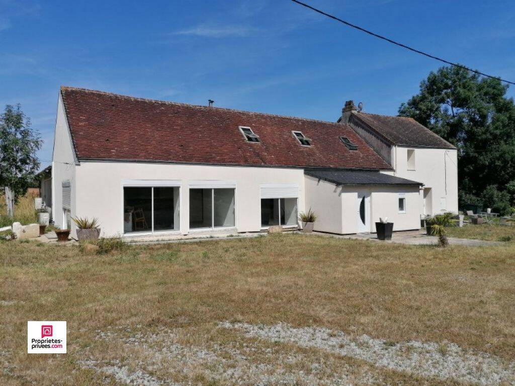 Maison 11 pièces 280 m² · à Écouché-les-Vallées · 280 m² · 254 000 €