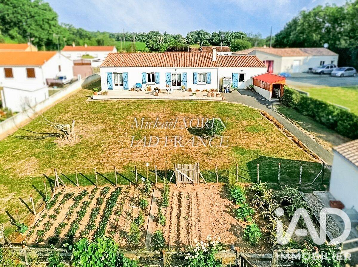 Maison 5 pièces 113 m² · à La Caillère-Saint-Hilaire · 113,2 m² · 195 000 €