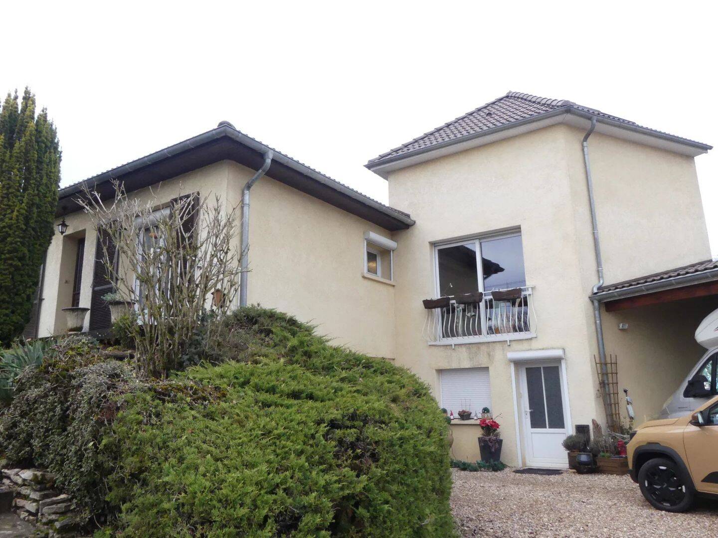 Maison 7 pièces 167 m² · à Le Breuil · 167,1 m² · 239 350 €