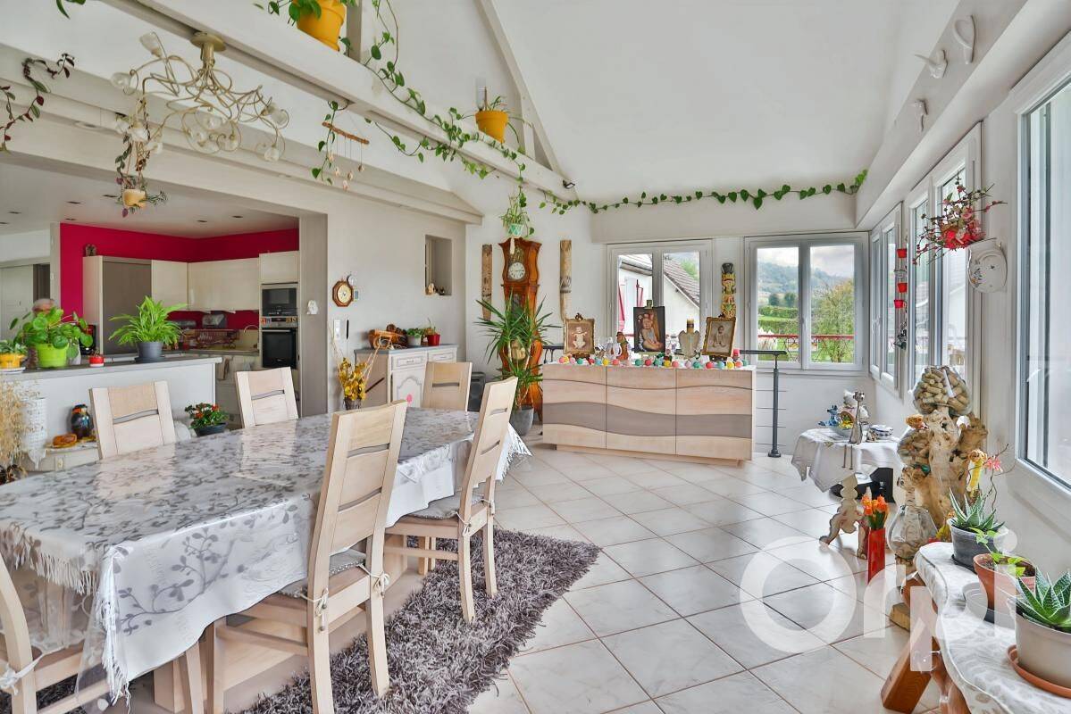 Maison 8 pièces 193 m² · à Gournay-en-Bray · 193 m² · 285 000 €