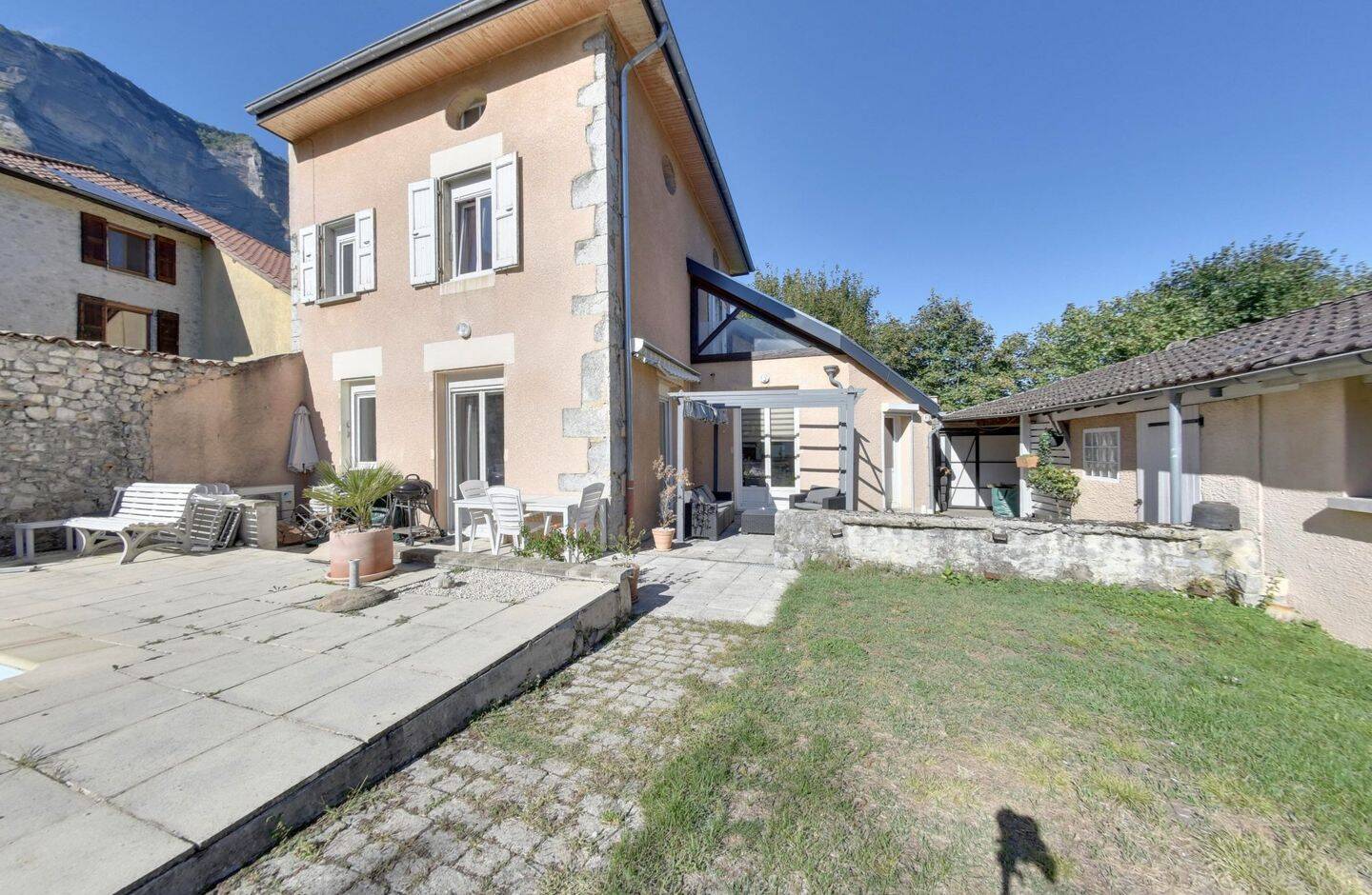 Maison 7 pièces 133 m² · à Crolles · 132,7 m² · 495 000 €