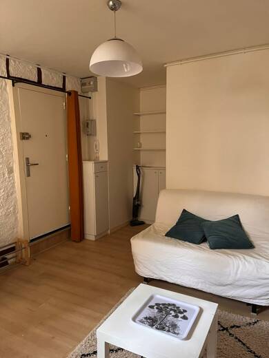 Appartement à louer 450 € 1 pièce 21 m² Trois Quartiers-Centre Ville Poitiers 86000