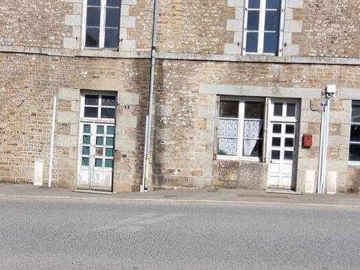 Maison à vendre 48 500 € 5 pièces 2 chambres 123 m² 80 m² de terrain Saint-Berthevin-la-Tannière 53220