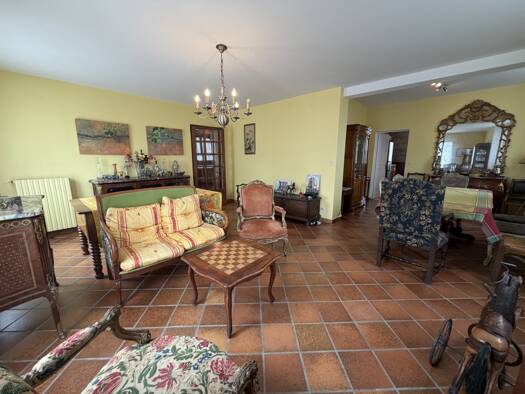 Maison à vendre 149 000 € 7 pièces 4 chambres 200 m² La Roche-Chalais 24490