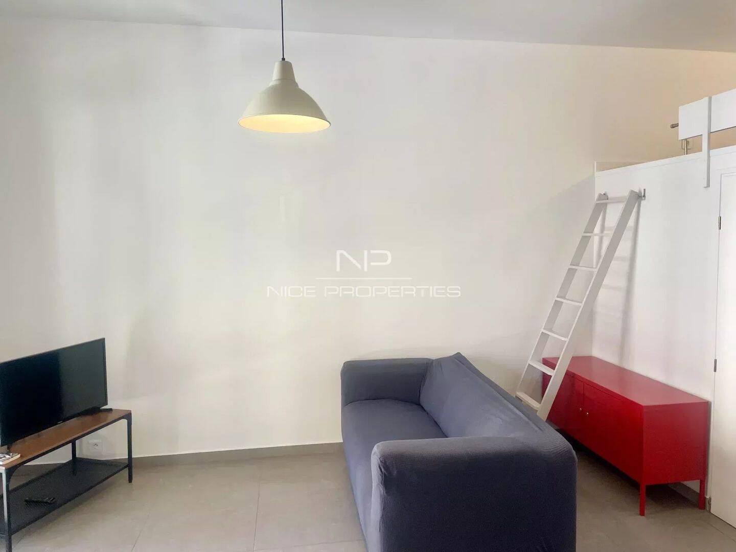Appartement 1 pièce 24 m² · à Nice · 24,3 m² · 130 000 €