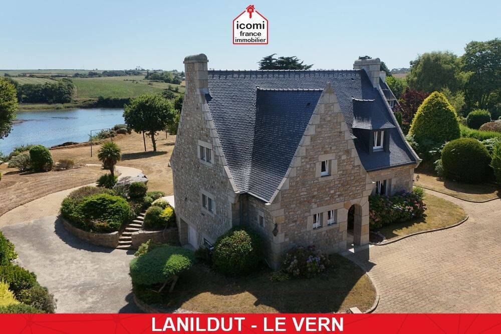 Maison 8 pièces 180 m² · à Lanildut · 180 m² · 1 495 000 €