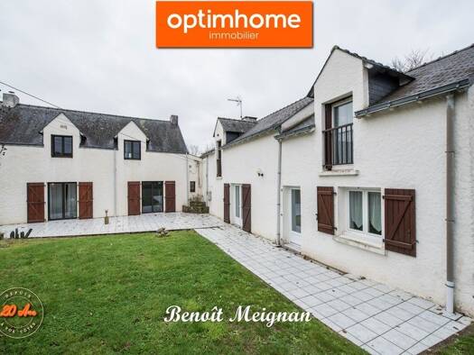 Maison à vendre 451 500 € 10 pièces 7 chambres 221 m² 3 175 m² de terrain Crossac 44160