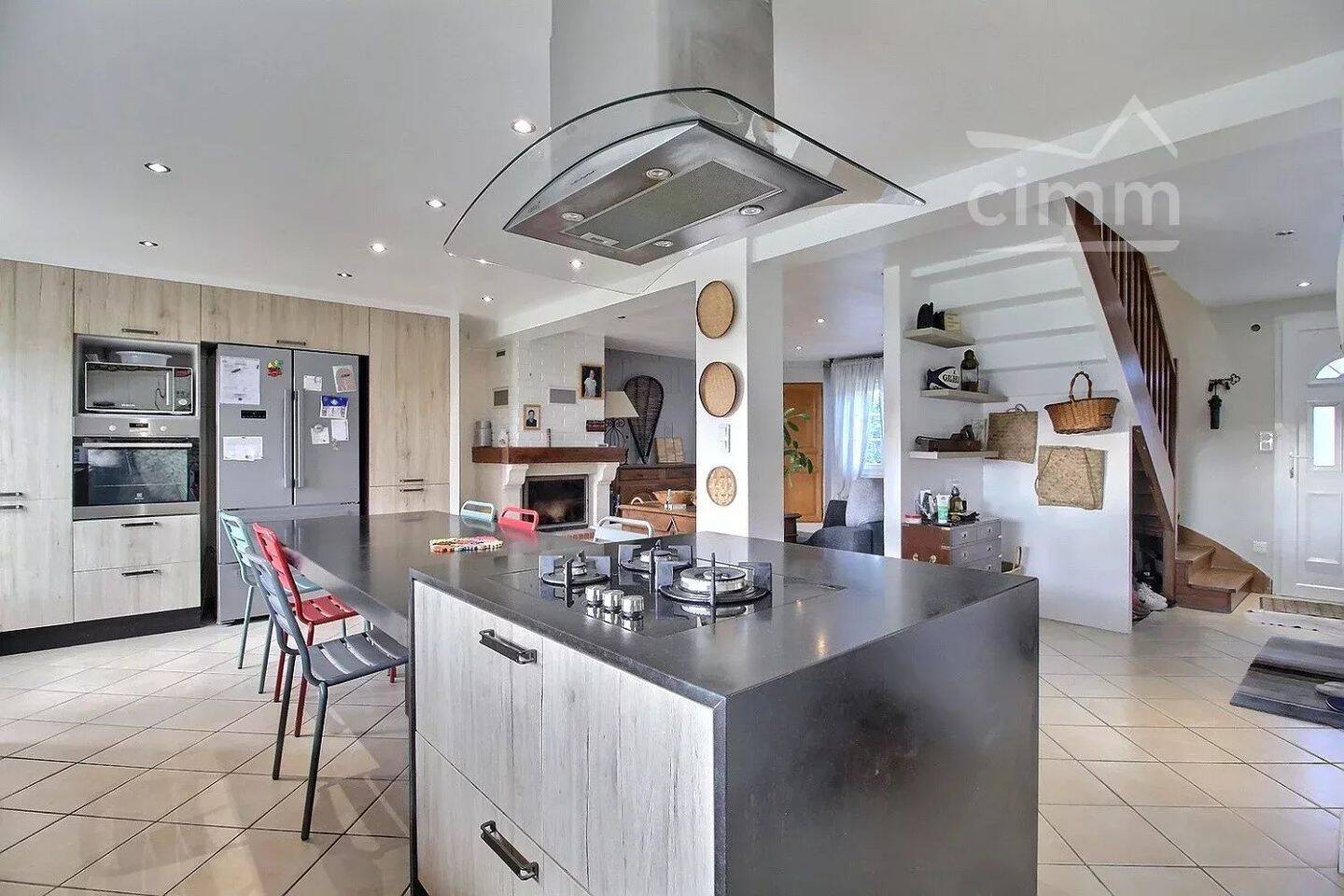 Maison 6 pièces 155 m² · à Savonnières · 155 m² · 455 000 €