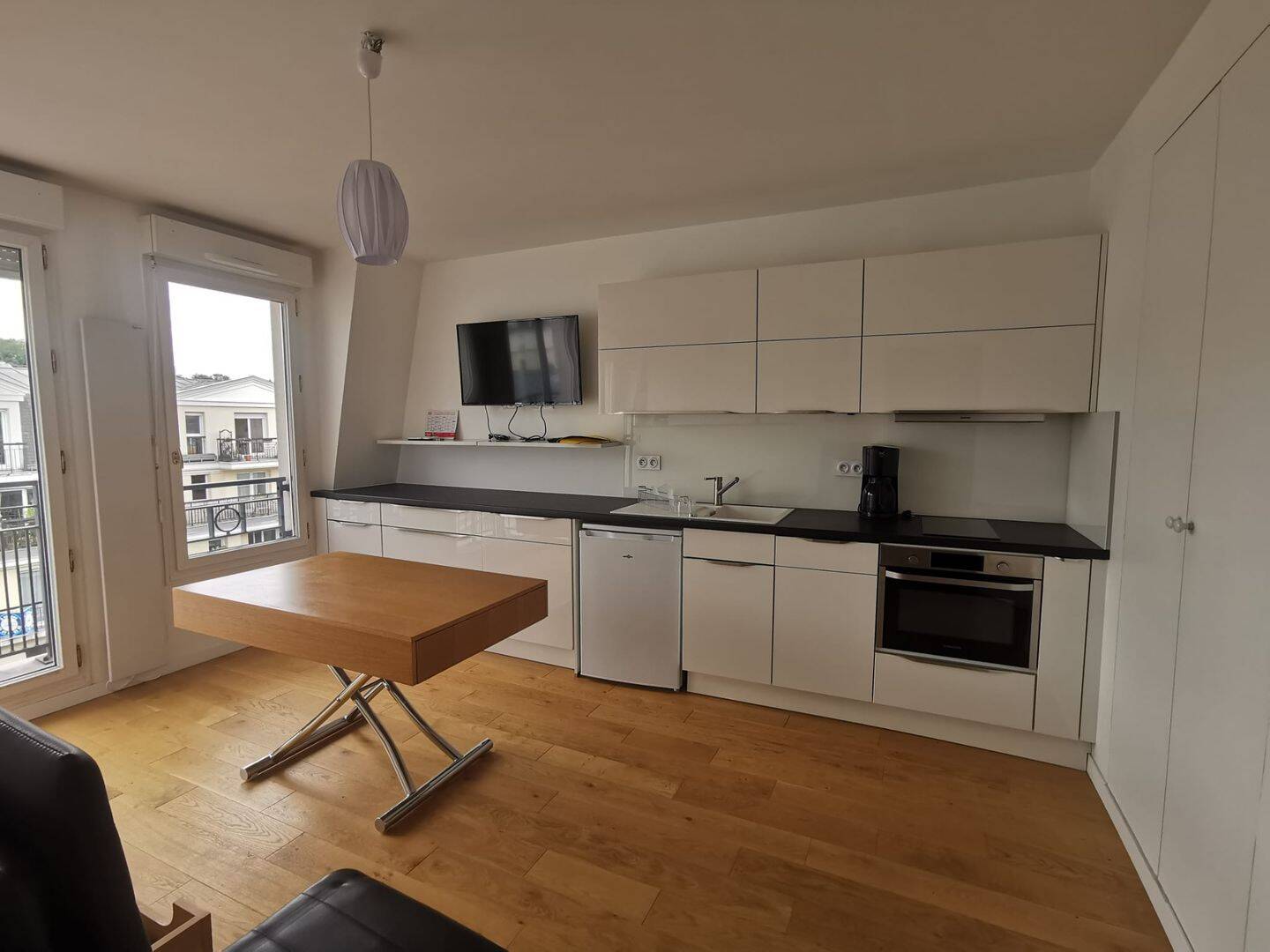 Appartement 1 pièce 24 m² · à Issy-les-Moulineaux · 23,5 m² · 1 174 €