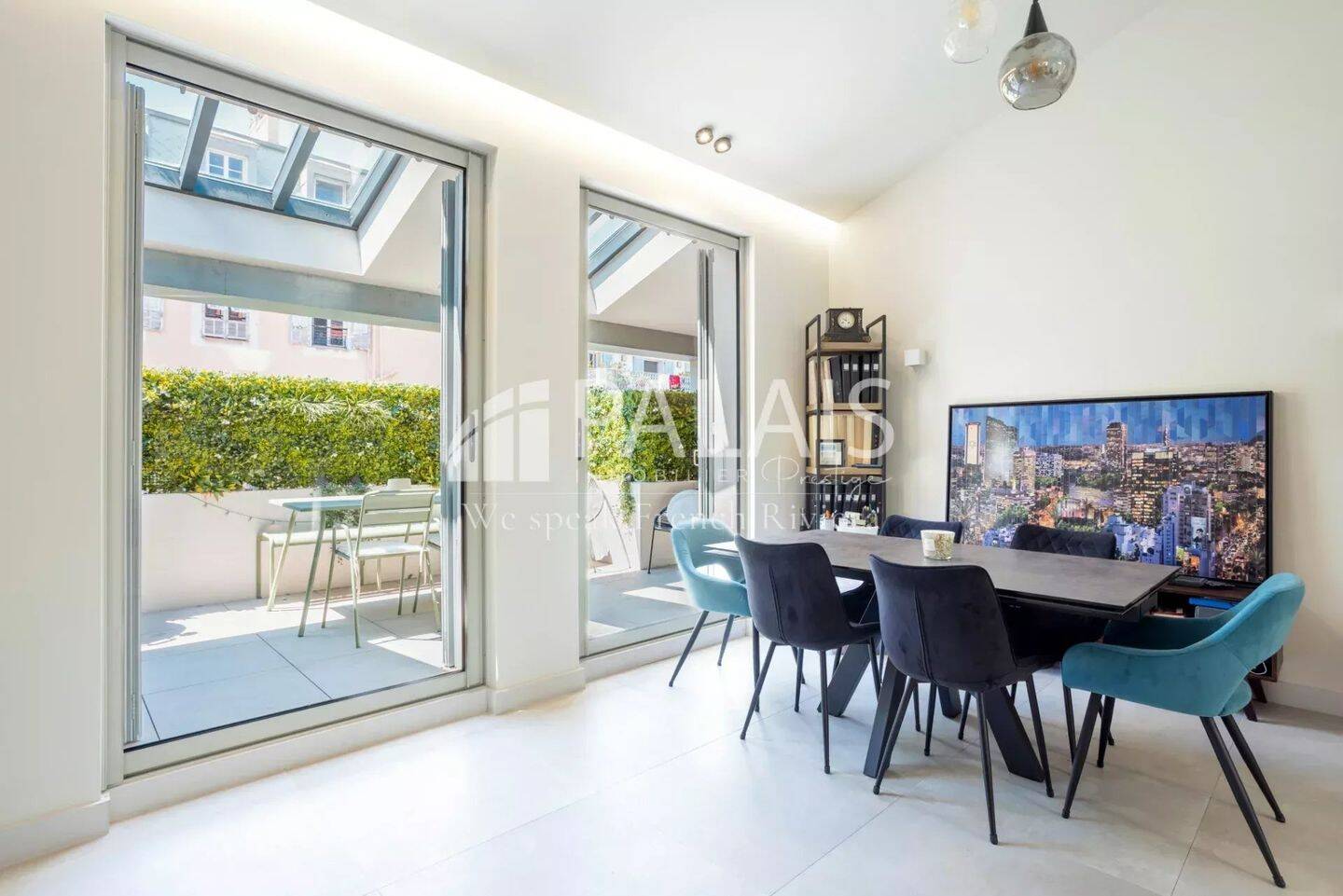 Appartement 5 pièces 138 m² · à Nice · 137,6 m² · 1 340 000 €