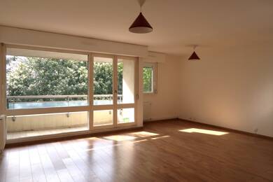 Appartement à louer 990 € 3 pièces 2 chambres 73 m² 2ème étage Bréquigny Rennes 35000