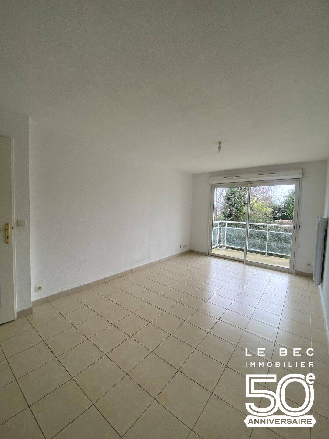 Appartement 2 pièces 40 m² · à Plescop · 40 m² · 630 €
