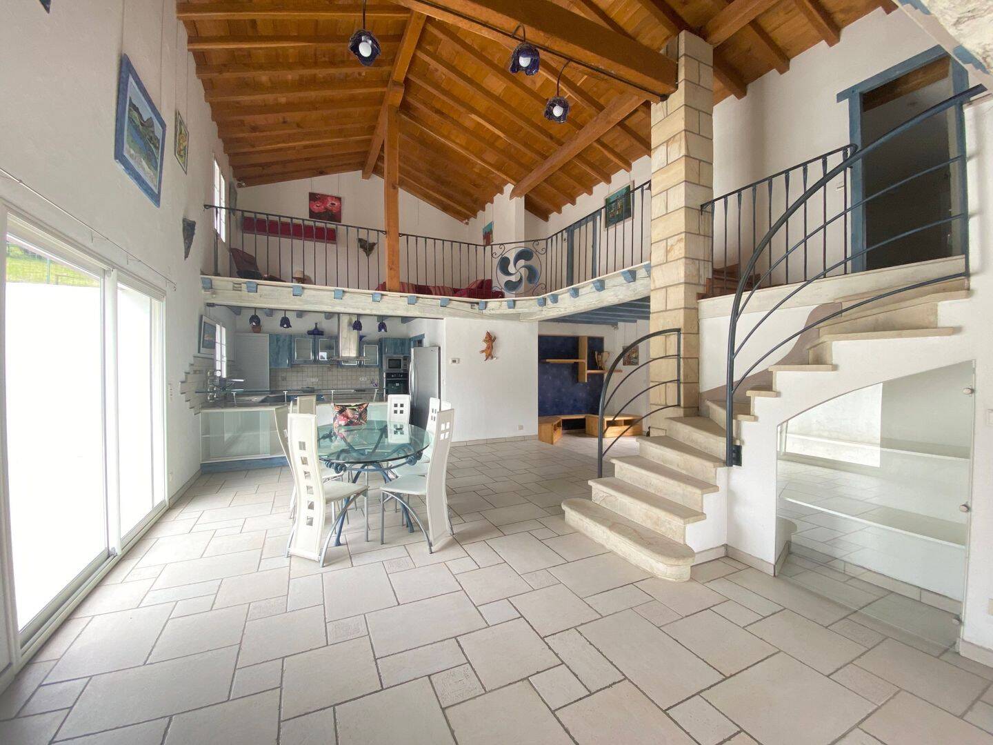 Maison 4 pièces 148 m² · à Souraïde · 148 m² · 2 000 €