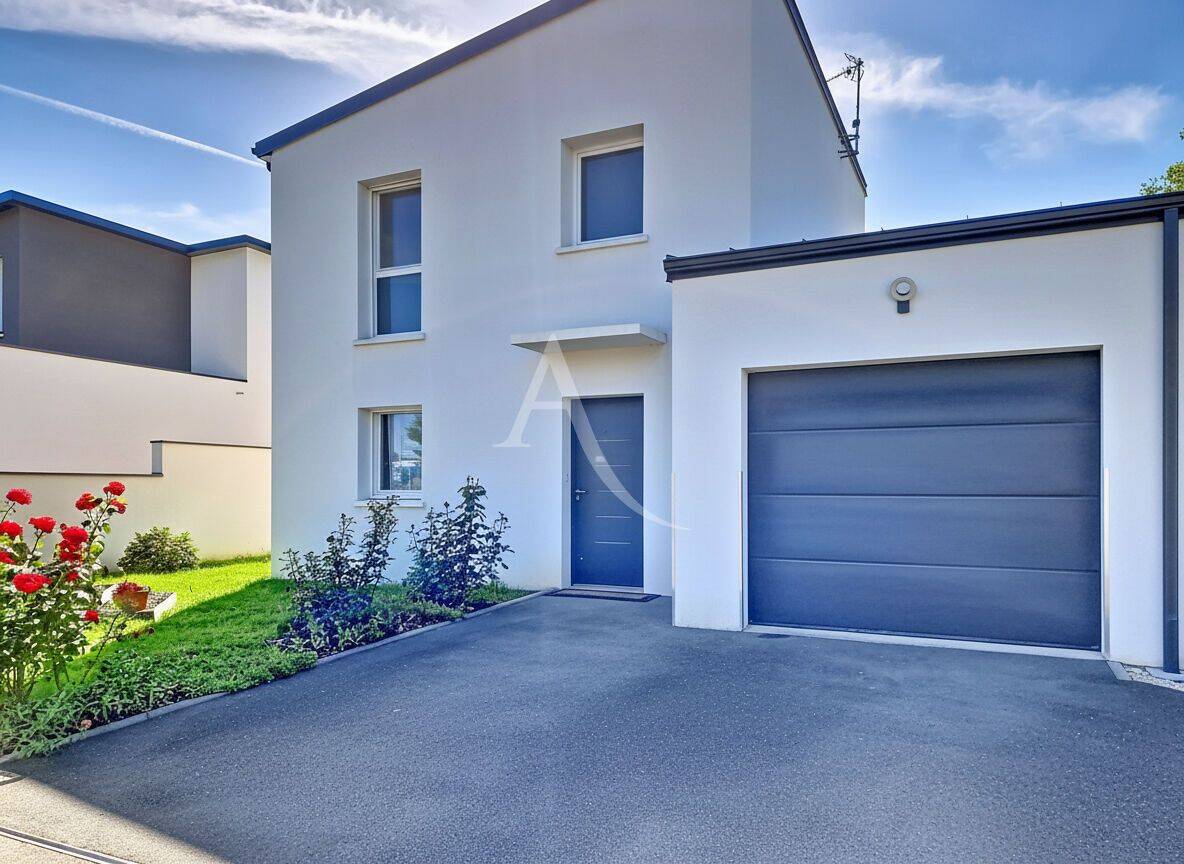 Maison 6 pièces 122 m² · à Saint-Barthélemy-d'Anjou · 122 m² · 421 500 €