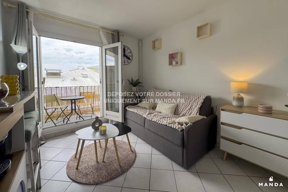 Appartement 1 pièce 15 m² · à Compiègne · 15 m² · 570 €