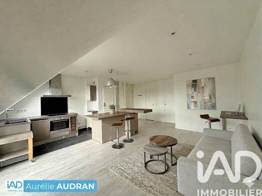 Appartement à vendre 249 000 € 2 pièces 1 chambre 48 m² Étage 3/3 La Gravière-Centre Village Voisins-le-Bretonneux 78960