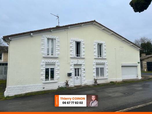 Maison à vendre 140 000 € 5 pièces 3 chambres 103 m² 835 m² de terrain Chantecorps 79340
