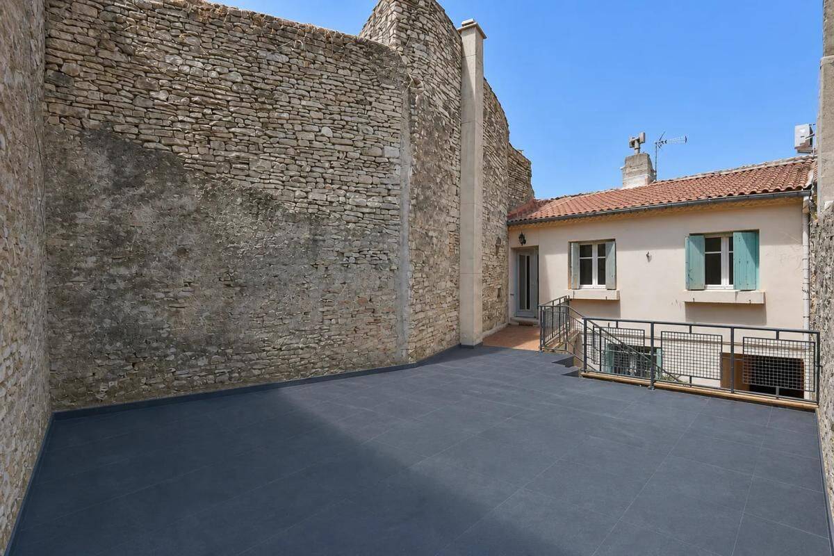Appartement 4 pièces 81 m² · à Marguerittes · 81 m² · 210 000 €