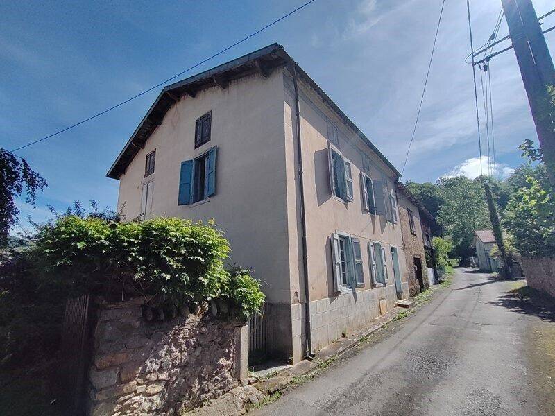 Maison 5 pièces 143 m² · à Oust · 143 m² · 129 600 €