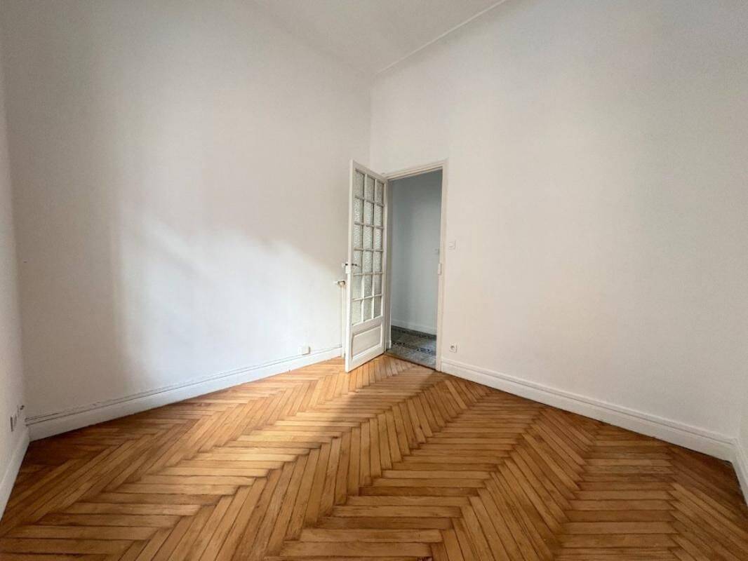 Appartement 3 pièces 40 m² · à Nice · 40 m² · 875 €