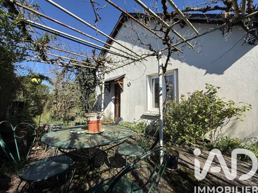 Maison à vendre 180 000 € 4 pièces 3 chambres 73 m² 517 m² de terrain Truyes 37320