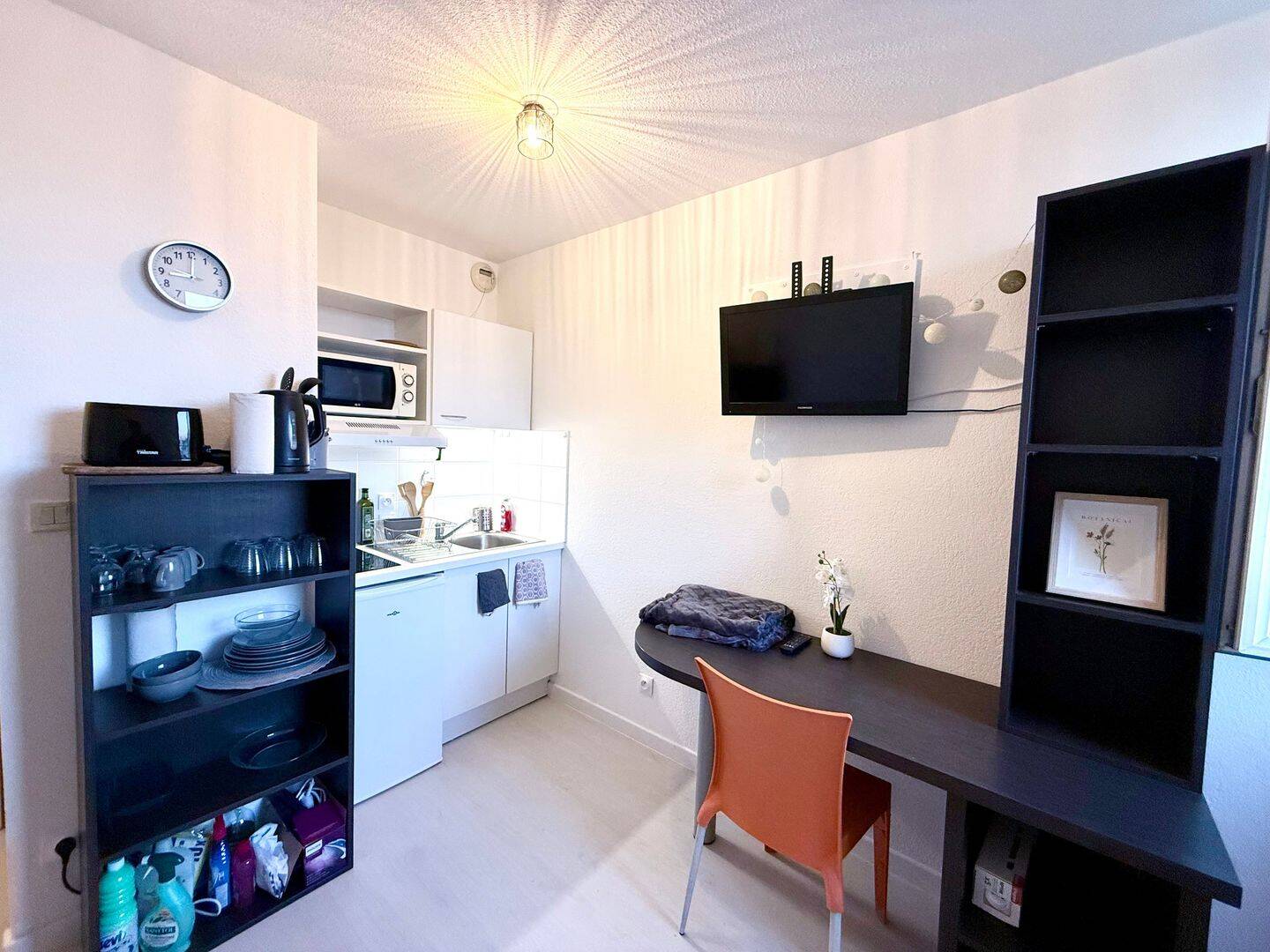 Appartement 1 pièce 18 m² · à Nîmes · 18 m² · 449 €