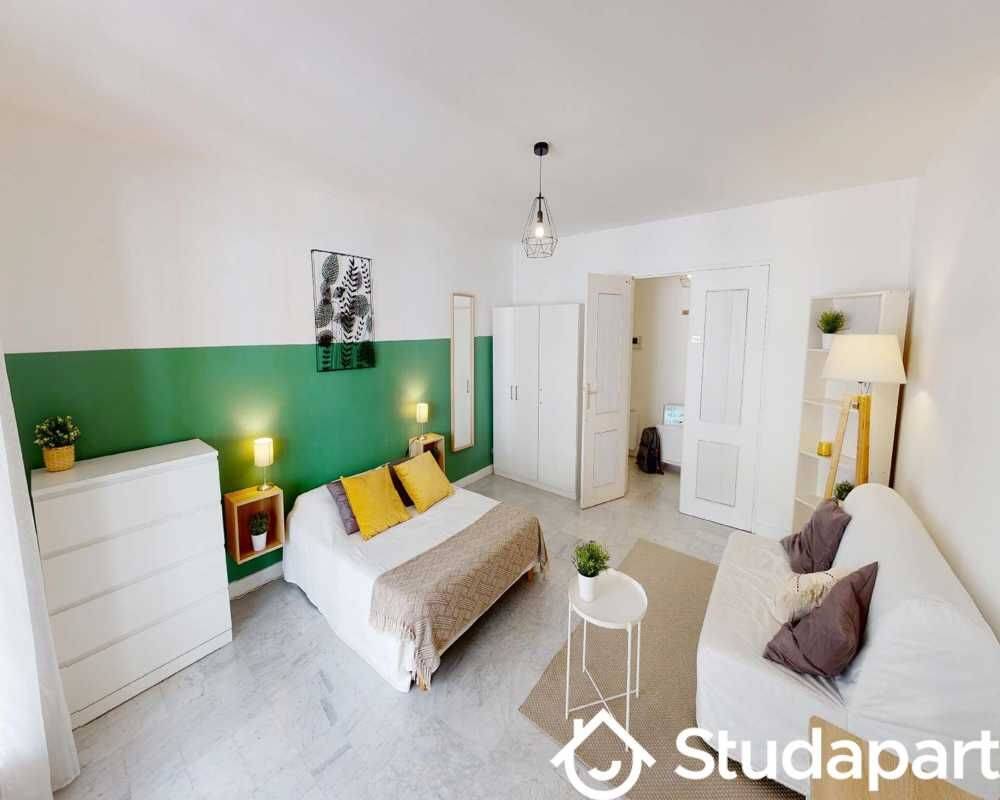 1 pièce 25 m² · à Lyon 7ème Arrondissement · 25 m² · 840 €