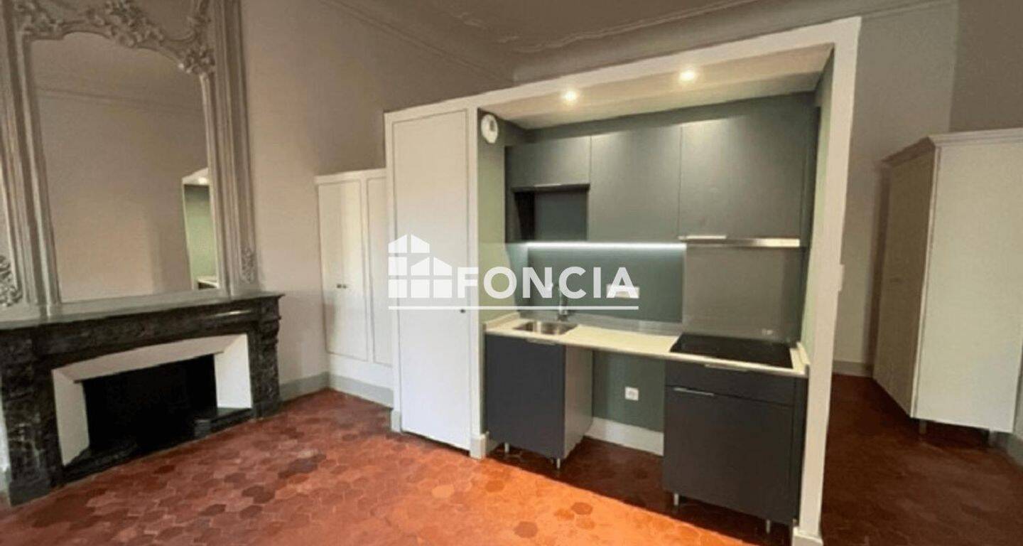 Appartement 1 pièce 55 m² · à Avignon · 54,9 m² · 594 €