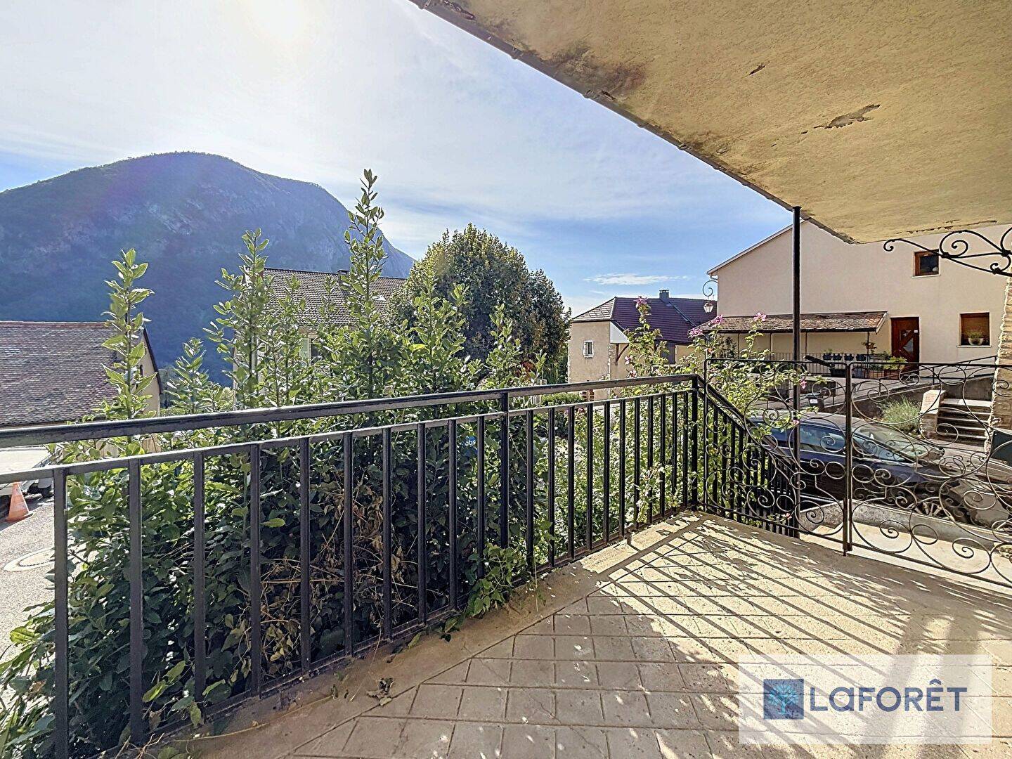 Maison 5 pièces 98 m² · à Léaz · 98,3 m² · 1 800 €/mois