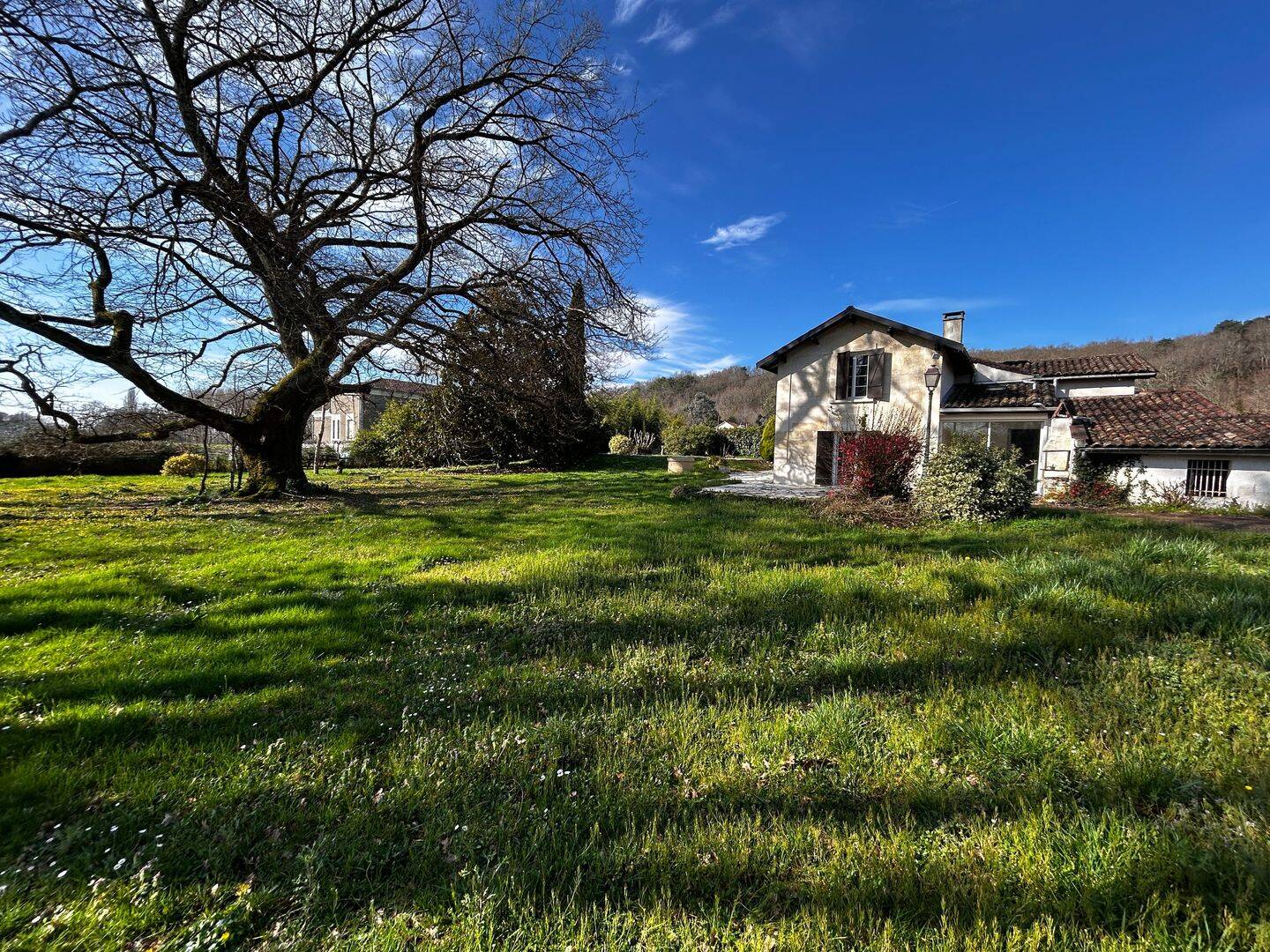 Maison 7 pièces 195 m² · à Coutras · 195 m² · 346 500 €