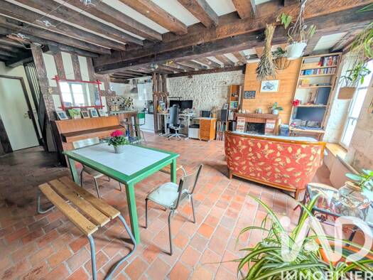 Duplex à vendre 198 000 € 3 pièces 2 chambres 70 m² Étage 2/3 Bourgogne-Châtelet Orléans 45000