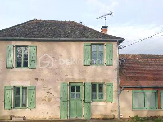 Ferme à vendre 135 500 € 5 pièces 3 chambres 115 m² La Trimouille 86290