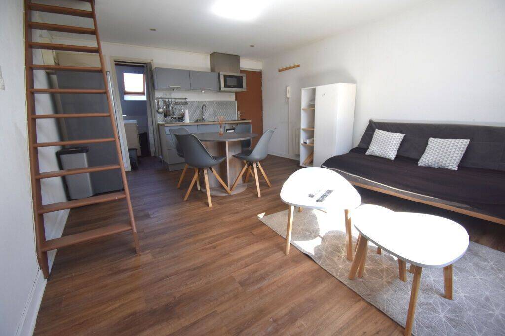 Appartement 1 pièce 26 m² · à Calais · 26 m² · 517 €