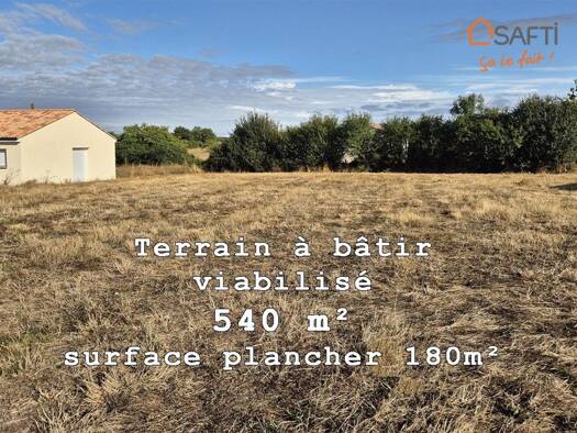 Terrain constructible viabilisé à vendre 54 000 € 540 m² de terrain Thorigny 85480