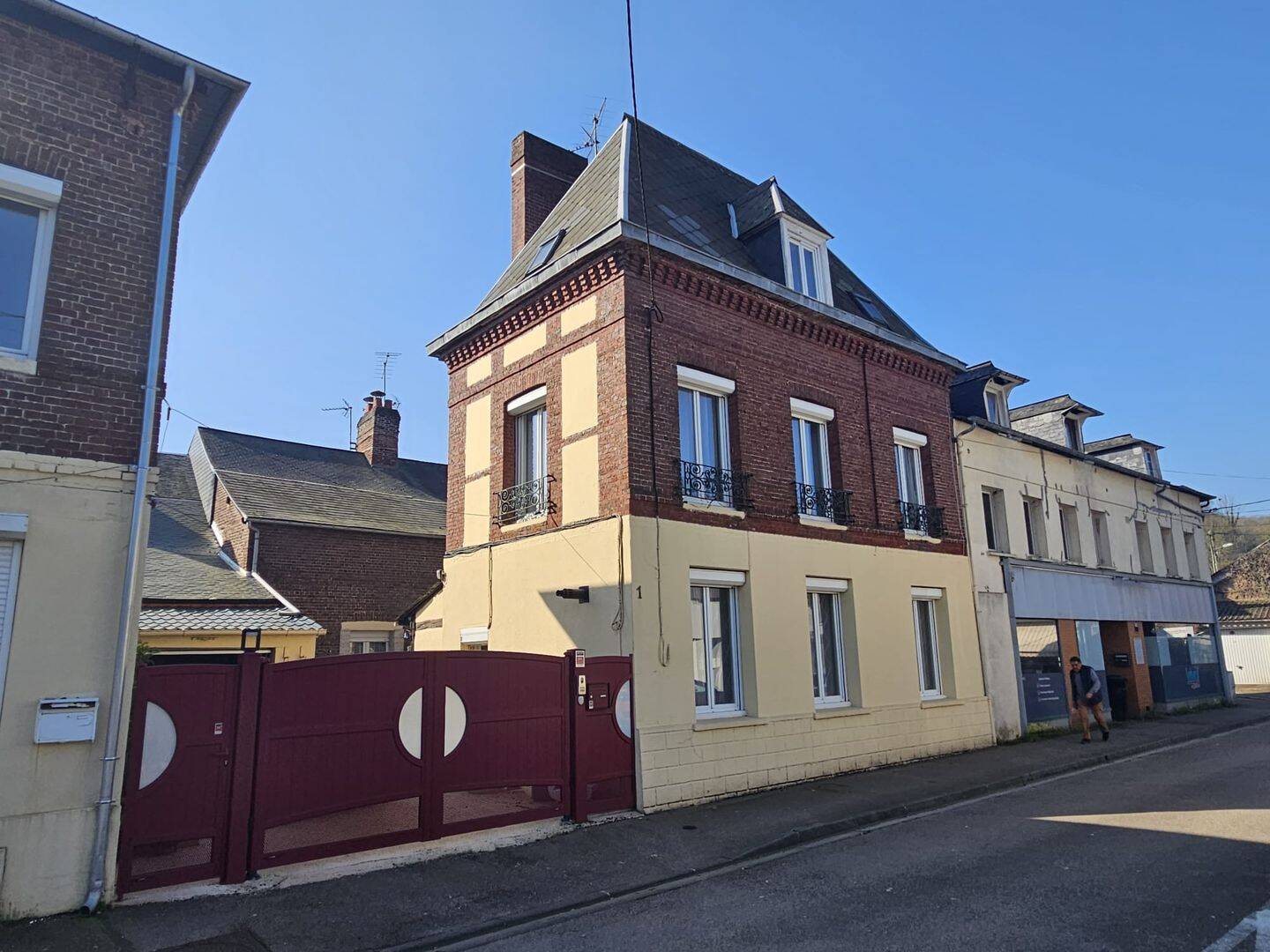 Maison 5 pièces 163 m² · à Le Houlme · 163 m² · 229 900 €