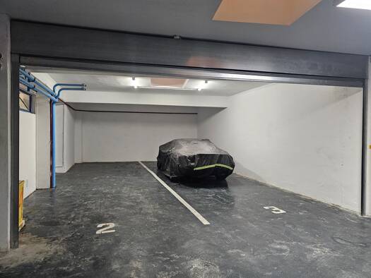 Parking à louer 500 € 50 m² Champ de Mars Toulon 83000