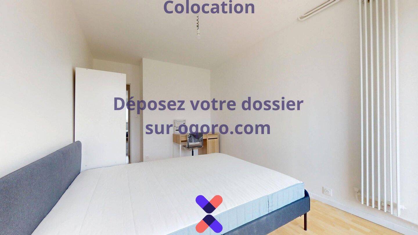 Appartement 8 pièces 116 m² · à Créteil · 116 m² · 650 €