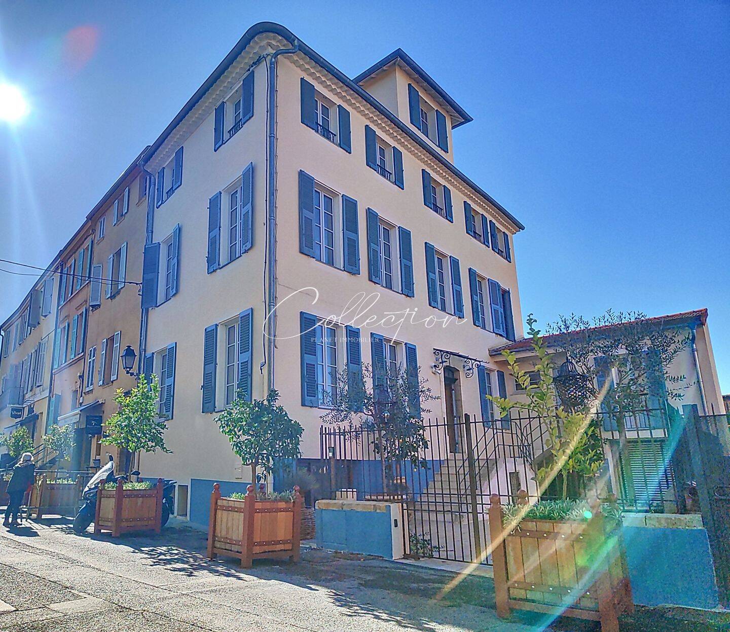 Maison 6 pièces 209 m² · à Biot · 209 m² · 1 550 000 €