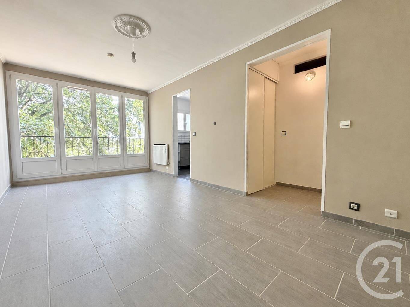 Appartement 2 pièces 43 m² · à Villiers-le-Bel · 43,3 m² · 950 €