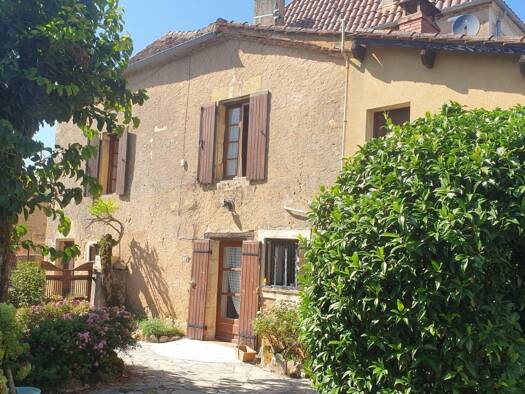 Maison à vendre 100 000 € 4 pièces 2 chambres 100 m² 615 m² de terrain Saint-Pardoux-et-Vielvic 24170