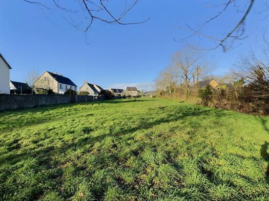 Terrain constructible à vendre 108 000 € 438 m² de terrain Bourg Sud Guilers 29820